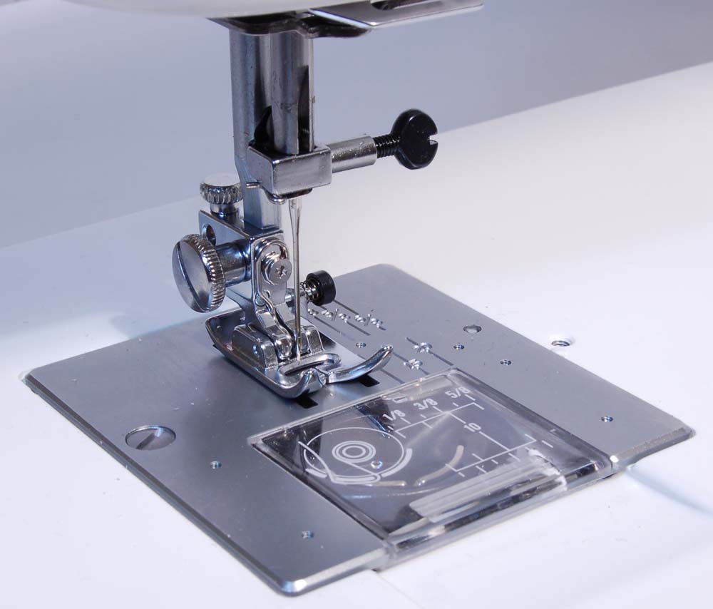 Janome 712T Treadle Sewing Machine & FREE BONUS