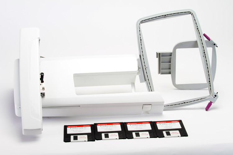 Husqvarna Viking Designer I Sewing Machine & Embroidery Unit + tons of