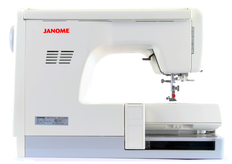 Janome Memory Craft 9700 Sewing Quilting & Embroidery Machine Amazing