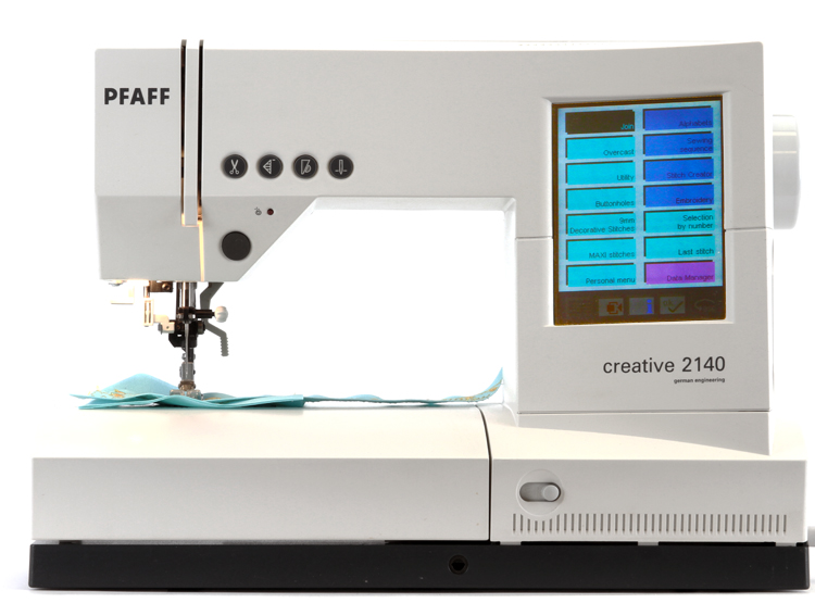 Pfaff Creative 2140 Sewing Machine Amp Embroidery Kit Package Great