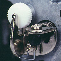 Easy Dial Knife Adjustment.