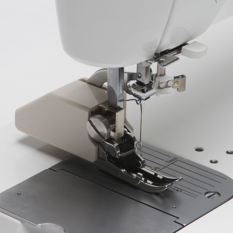 Juki TL2000Qi 9" LongArm Sewing & Quilting Machine