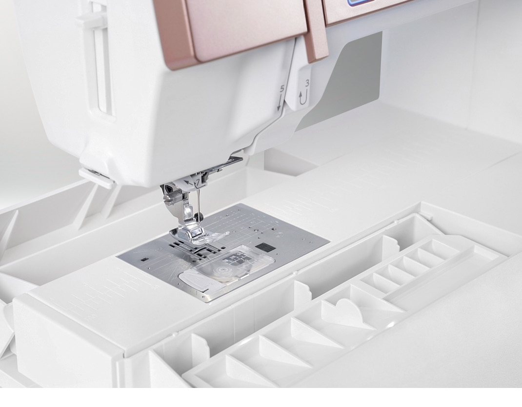 Janome Horizon Memory Craft Quilting Machine - Pins & Needles Janome Horizon Memory Craft Quilting Machine - Pins & Needles
