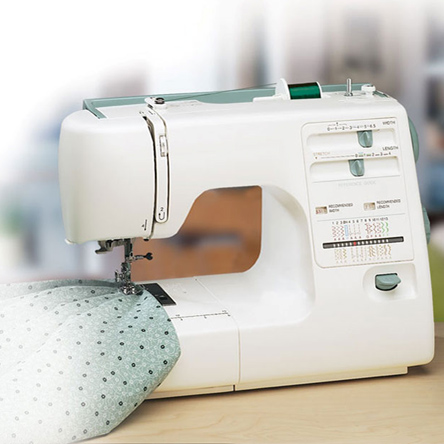 JANOMEミシン Amazon | ジャノメ JANOME コンパクト電動ミシン フットスイッチ付き