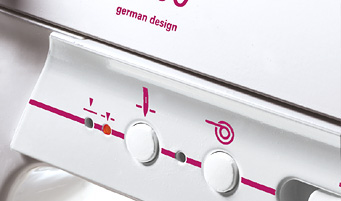 GrandQuilter Needle stays in the fabric!