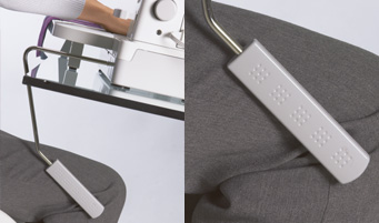 GrandQuilter Use the knee lift while your hands guide your project!