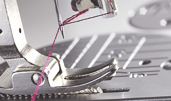 GrandQuilter Easy needle threading!