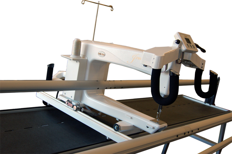Jewel by BabyLock 18in Long Arm Quilting Machine w/Grace Pinnacle Frame
