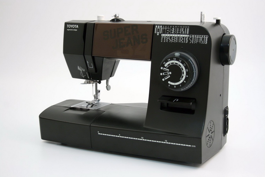 Toyota J34 Super Jeans Sewing Machine
