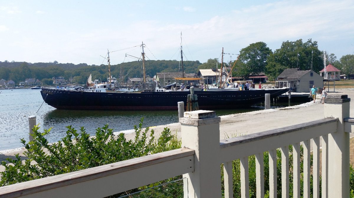 Beginner’s Guide to Bed Runners Blog