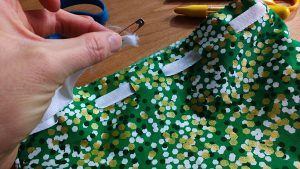 DIY Fabric Gift Bags instead of Wrapping Paper