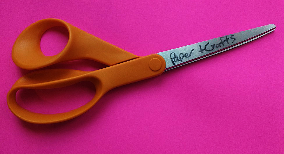 Spring Loaded Fabric Scissors for Sewing