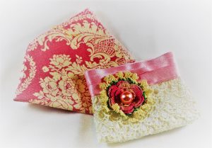 I thought these could be used as a keepsake bag for a special piece of jewelry, a lock of baby’s first haircut, or just a place for a tube of lipstick in your handbag. Just a little frill to enjoy & remember a special time or event.