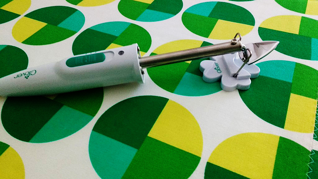 Clover Mini Iron