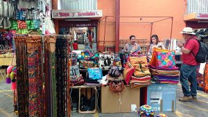 Other items on display were rugs, pillowcases, bedding sets, purses, bags, belts, guayaberas, and embroidered and woven fabrics.